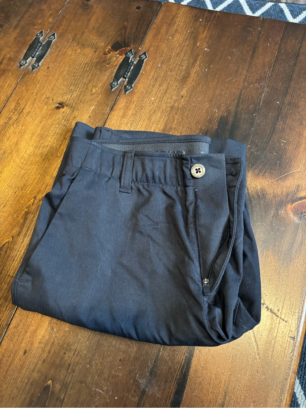 Under Armour Black Golf Shorts